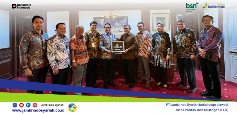 PERKOKOH SINERGI, MANAJEMEN JAMKRINDO SYARIAH LAKUKAN KUNJUNGAN STRATEGIS KE KANTOR BANK SYARIAH NASIONAL